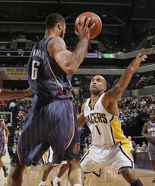 并遭受罚款 并遭受罚款